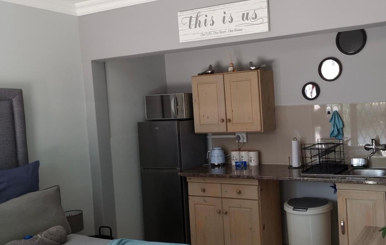 Atterbury Self Catering Studios Pretoria-Noord エクステリア 写真