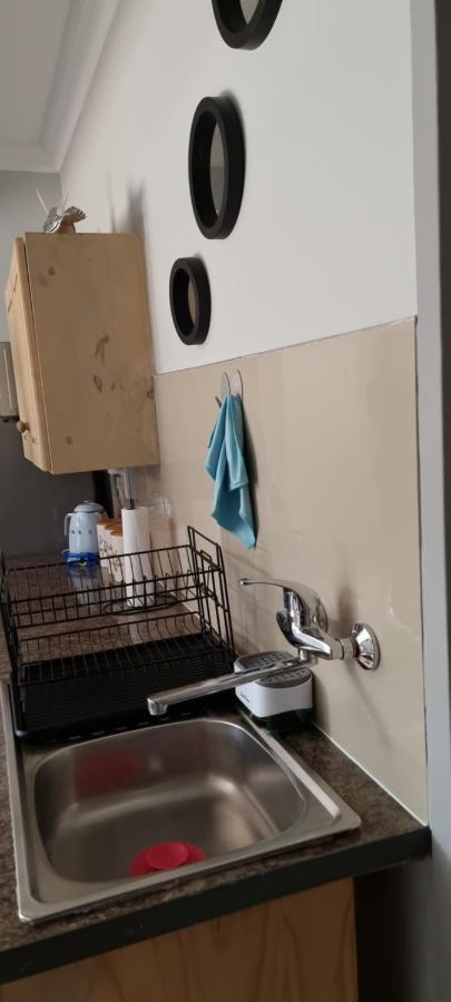 Atterbury Self Catering Studios Pretoria-Noord エクステリア 写真
