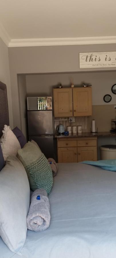 Atterbury Self Catering Studios Pretoria-Noord エクステリア 写真