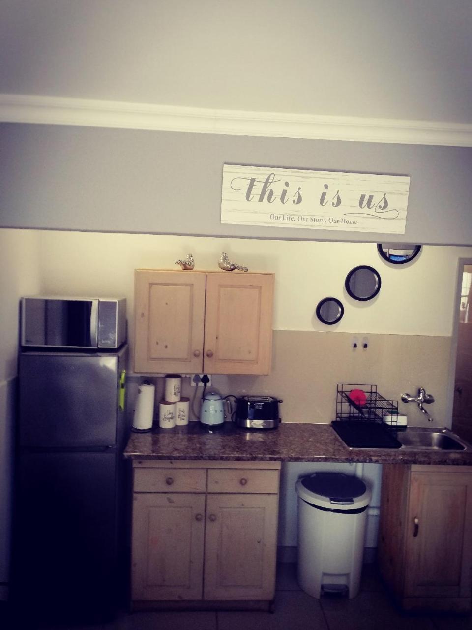 Atterbury Self Catering Studios Pretoria-Noord エクステリア 写真